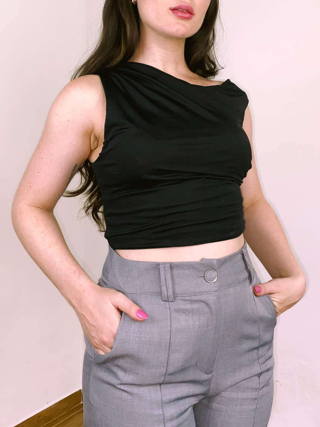 Blusa Assimétrica Poliamida Preta