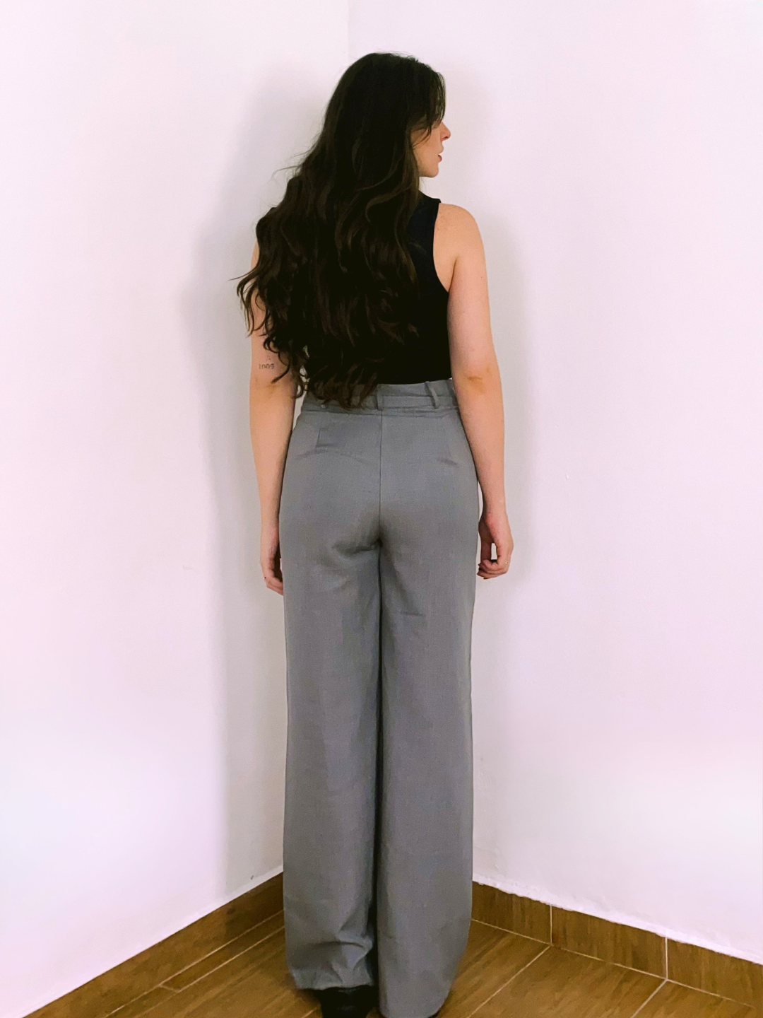 Calça Alfaiataria Wide Leg Cinza